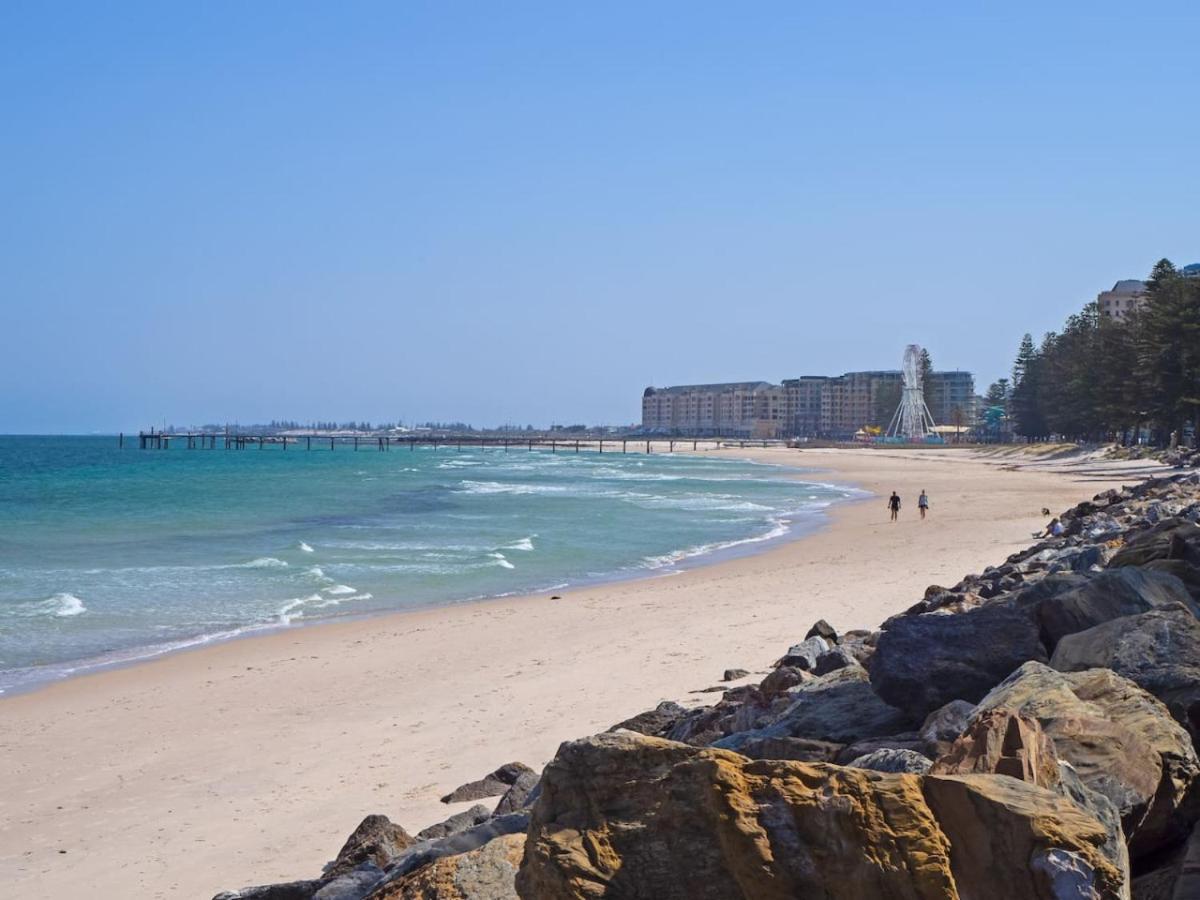 Beachfront Serenity Glenelg Apartment Екстериор снимка